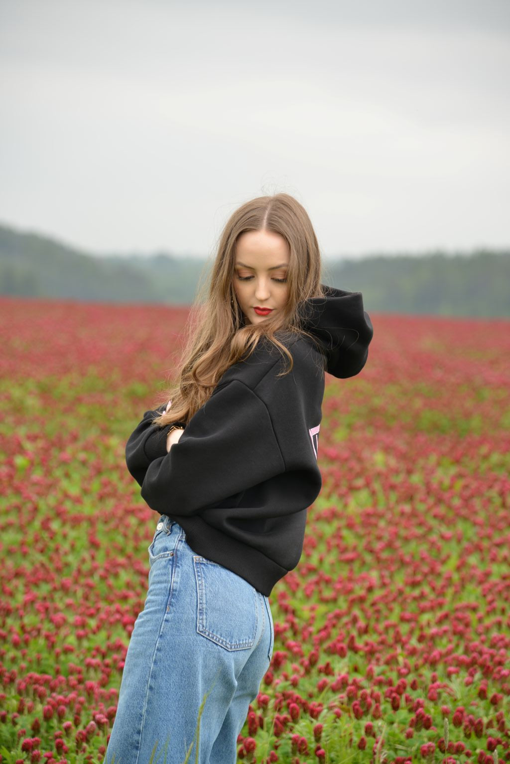 EVERYBODY HOODIE - BLACK