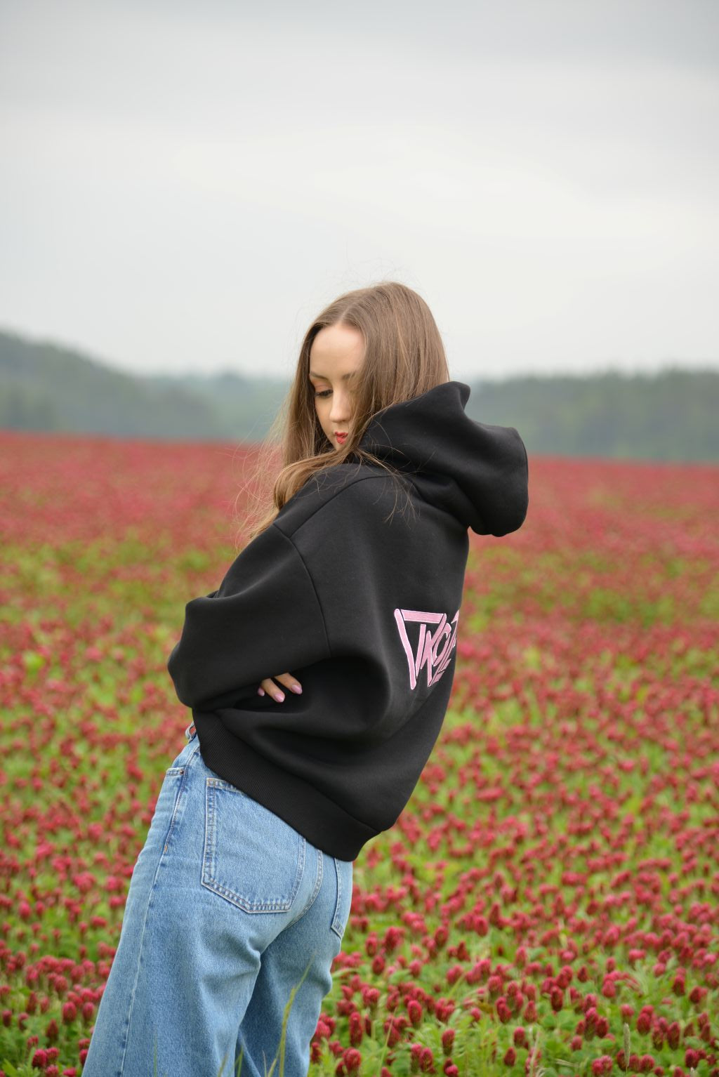 EVERYBODY HOODIE - BLACK